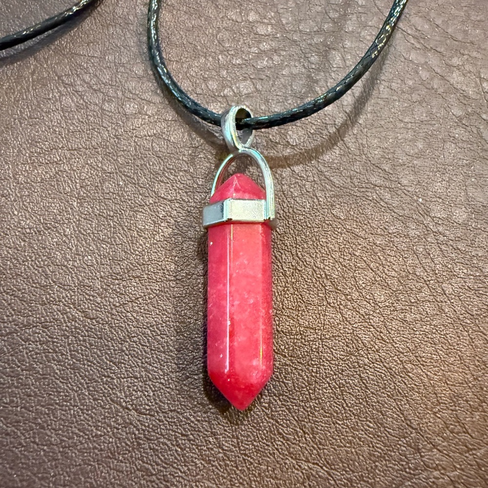 Elegant Pink Pendant Necklace